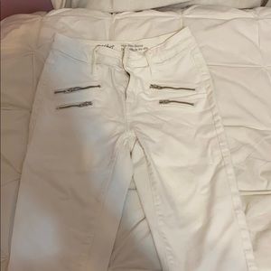 Target white jeans with zippers
